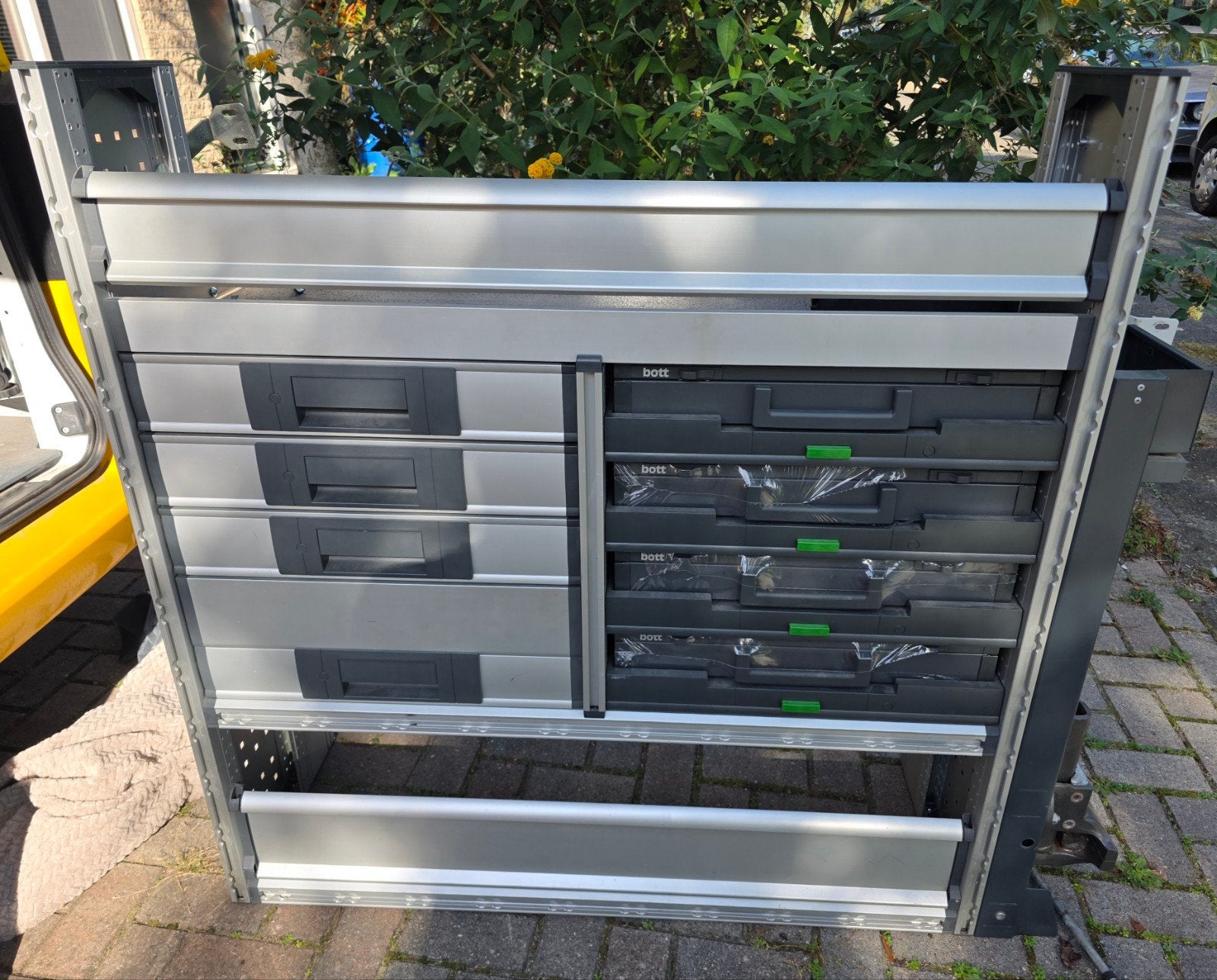 Bott bedrijfswageninrichting met lades en werkbank, Ophalen, Bott, Niet gespecificeerd, Niet gespecificeerd