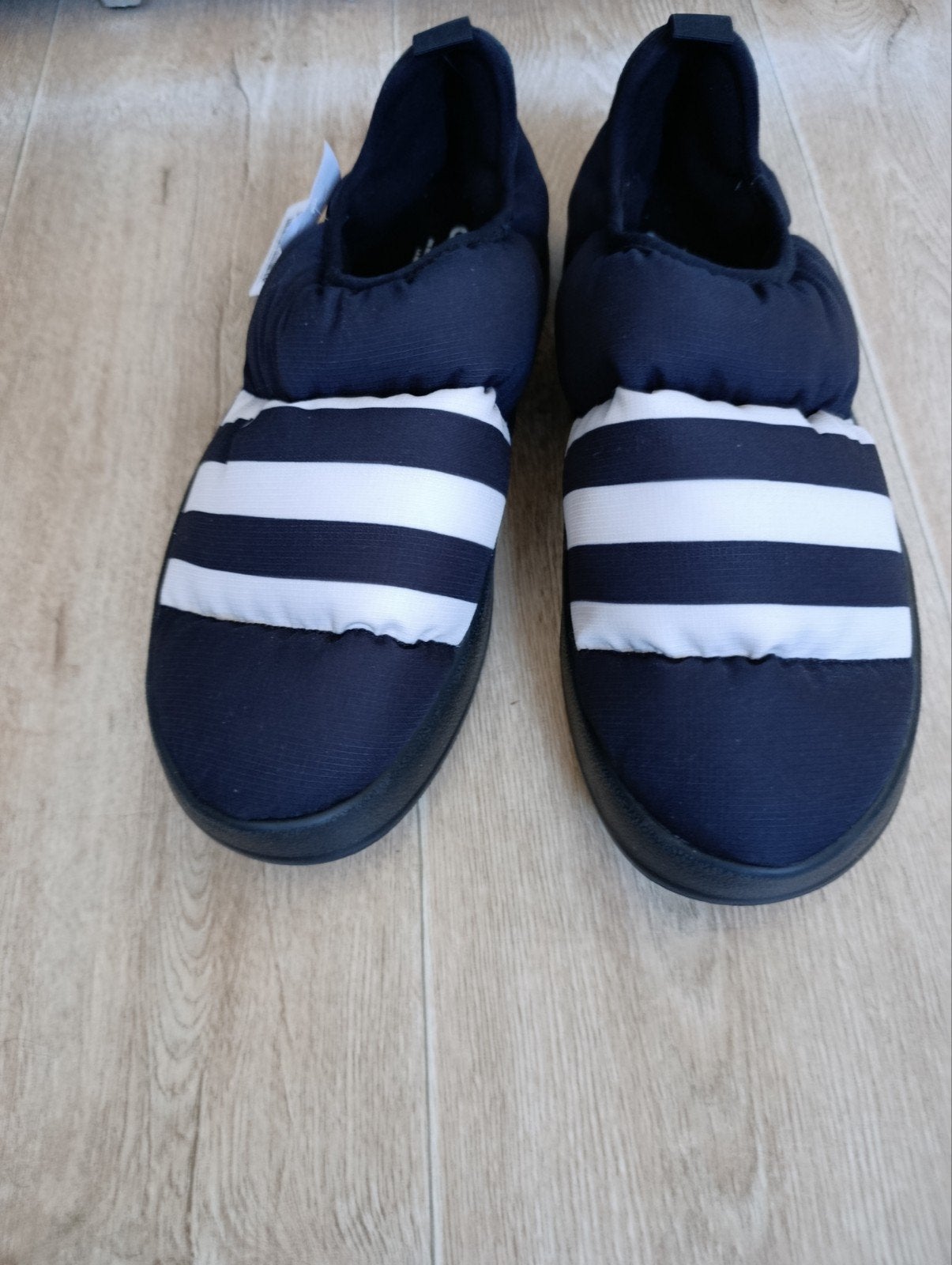 Nieuwe pantoffels maat 46, Ophalen of Verzenden