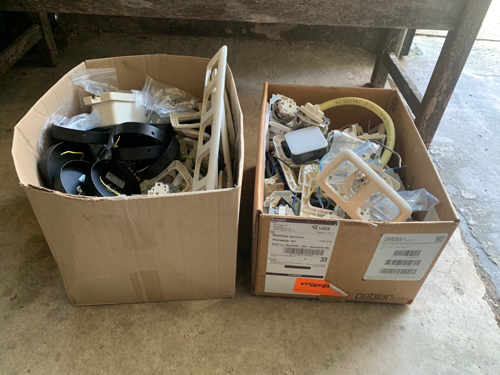 2 dozen vol electra 10 euro, Ophalen, Gebruikt