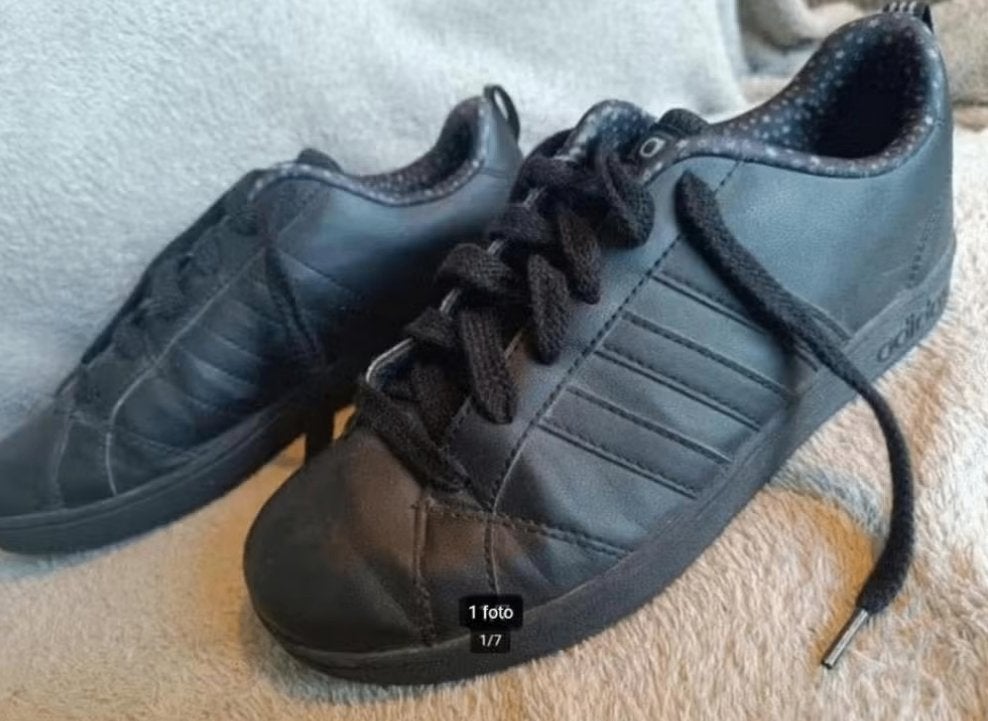 Adidas neo schoenen maat 36 2/3 (22,25cm), Ophalen of Verzenden, Sneakers of Gympen, Gedragen