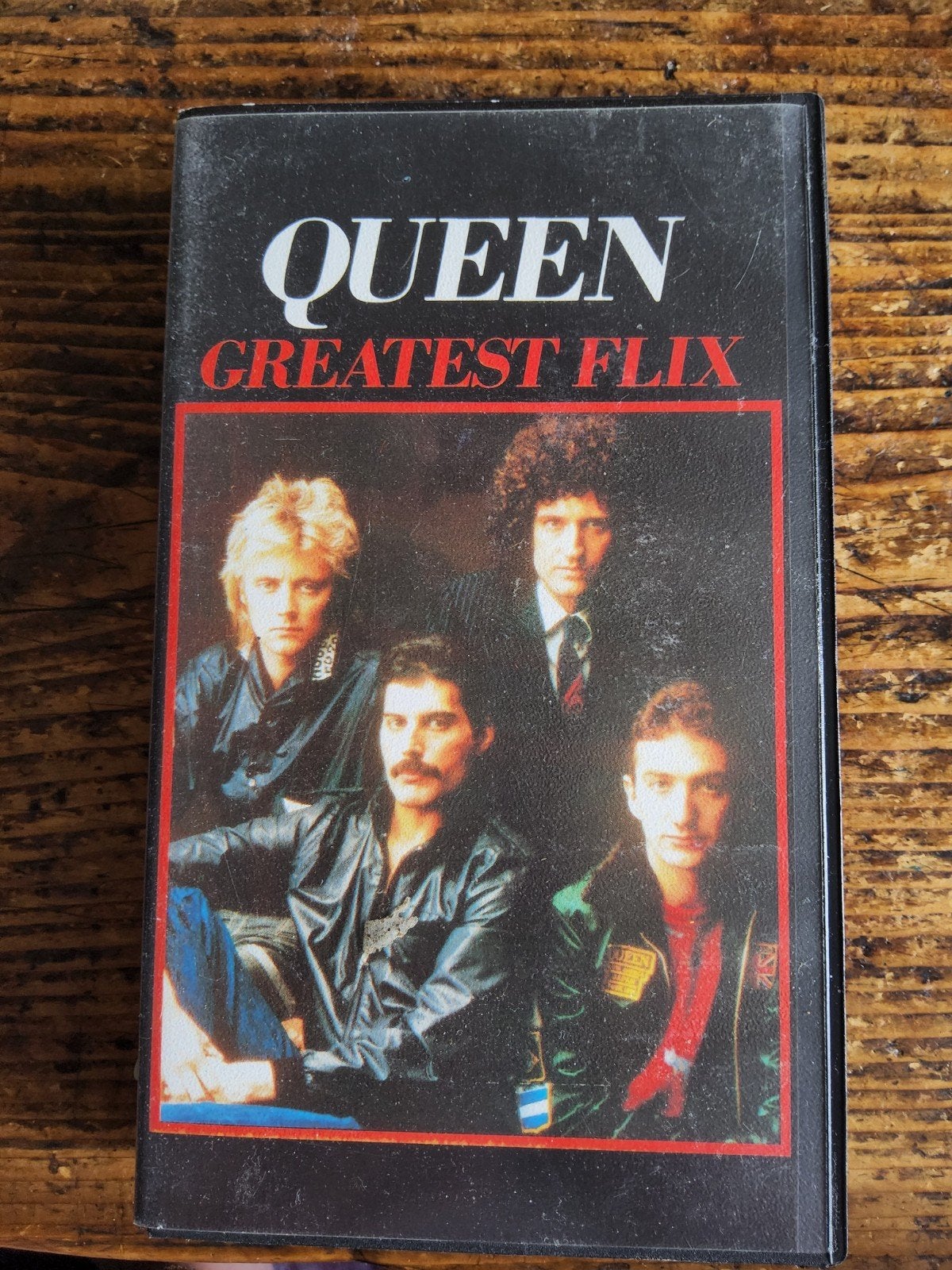 Queen Greatest Flix VHS, Alle leeftijden, Ophalen of Verzenden, Zo goed als nieuw, Muziek en Concerten