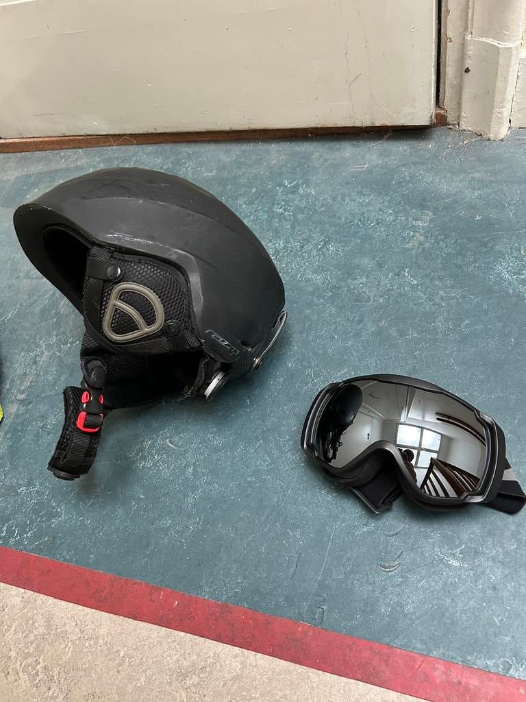 Skihelm met skibril - Zwart, Sport en Fitness, Skiën en Langlaufen, Overige merken, Gebruikt, Overige typen, Ophalen of Verzenden