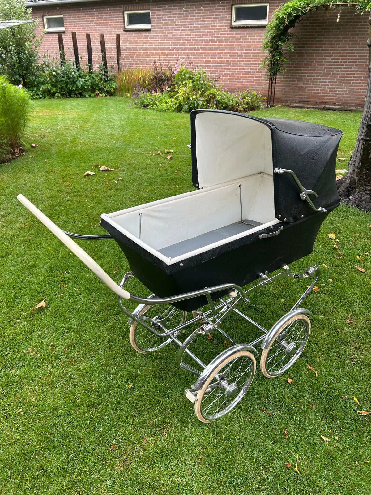 Vintage Kinderwagen Zwart - Klassieke Stijl, Gebruikt, Met reiswieg, Ophalen, Kinderwagen