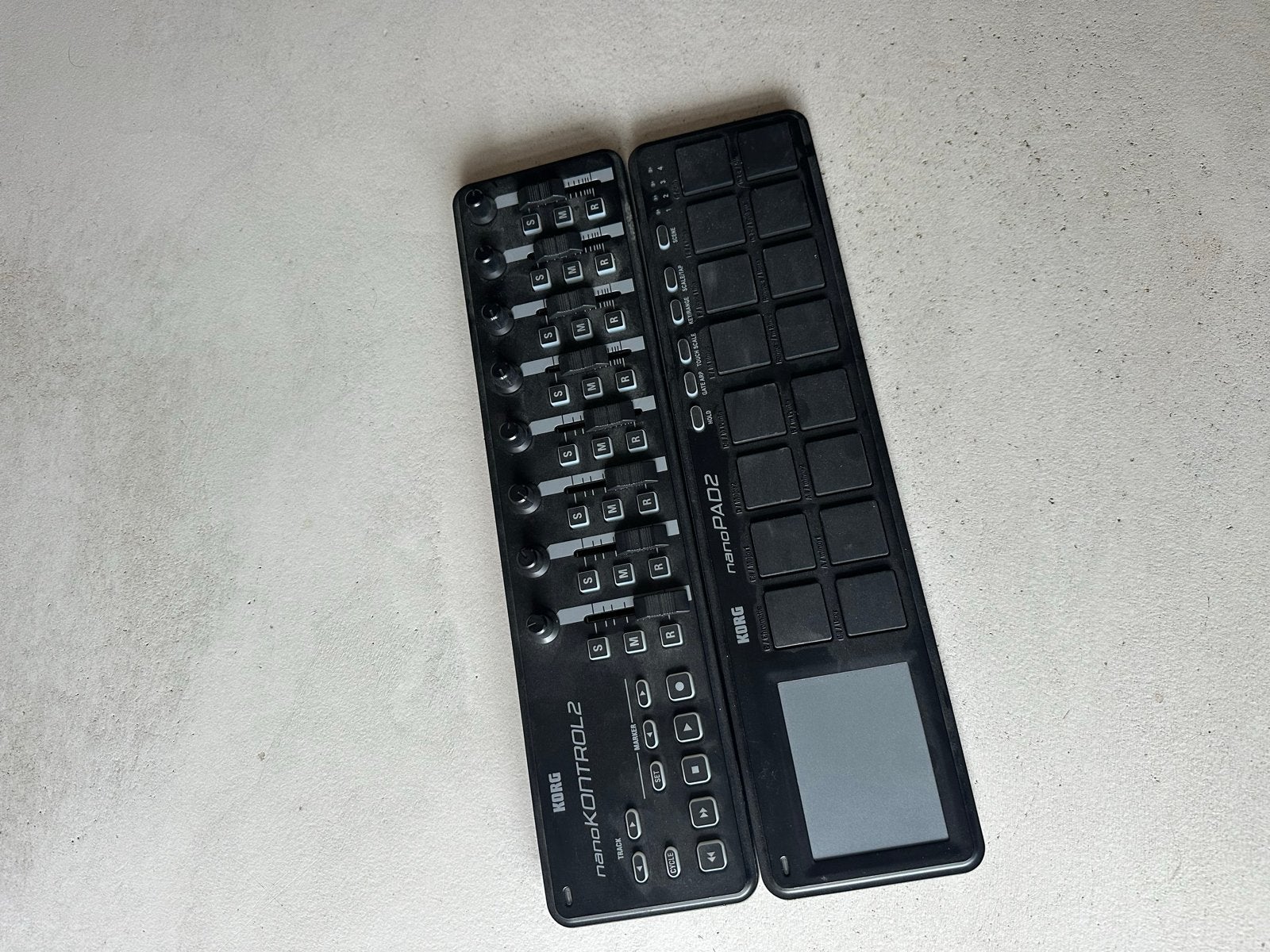 Korg nanoKONTROL2 & nanoPAD2 MIDI Controllers, Korg, Zo goed als nieuw, Met midi-aansluiting, Overige aantallen