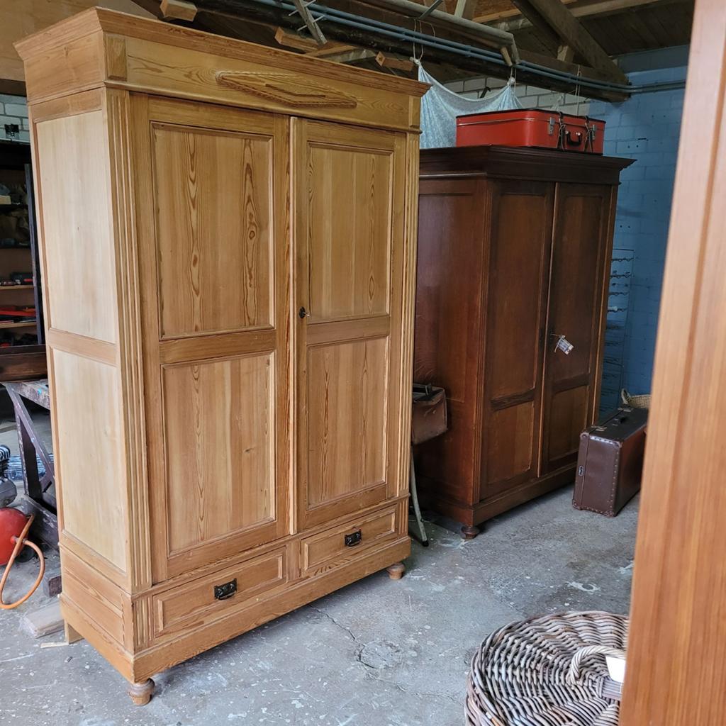 Brocante vintage oude kast kledingkast servieskast, Ophalen