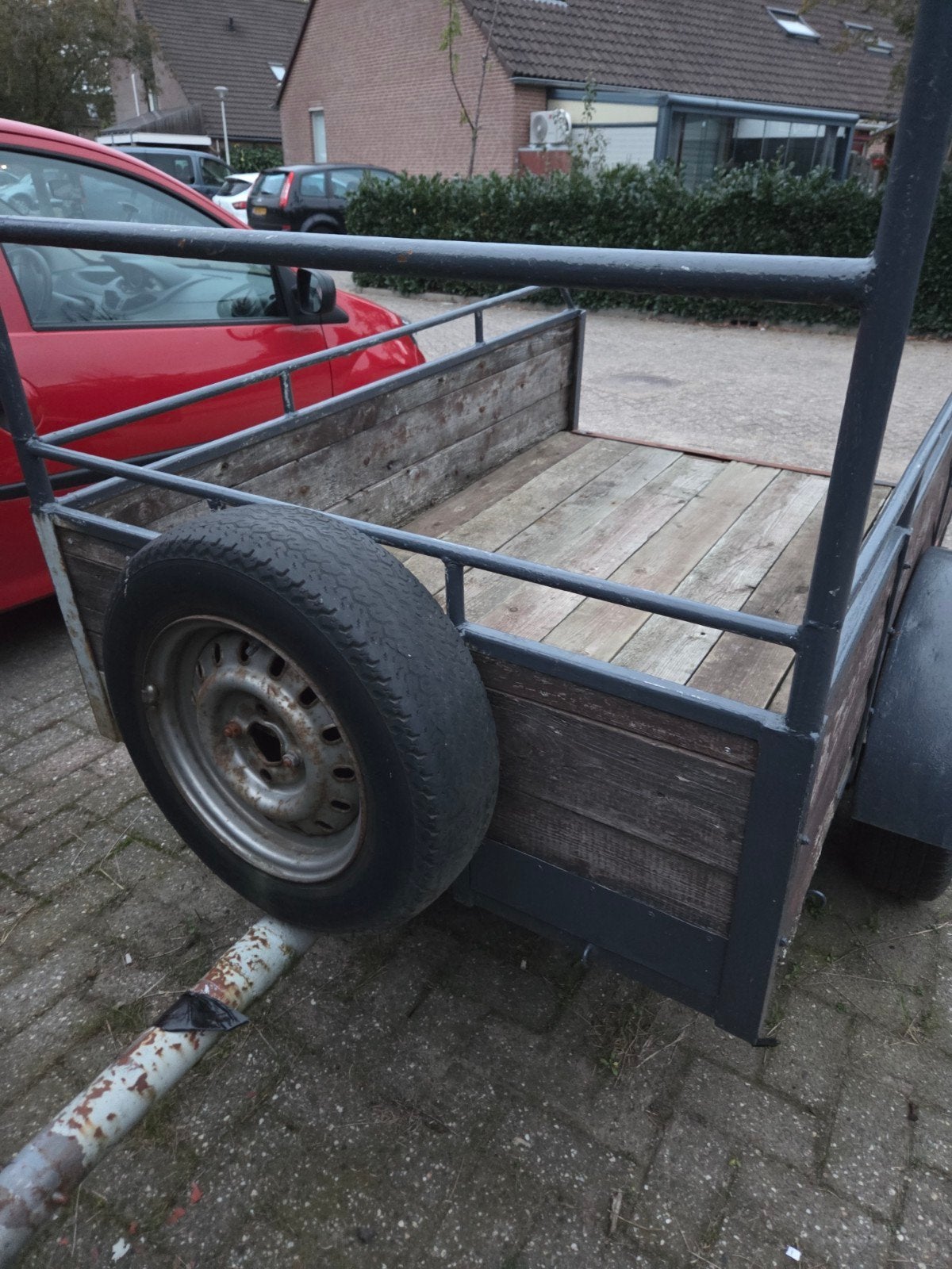 Goede aanhanger met DEFECTE DISSEL, Ophalen, Gebruikt