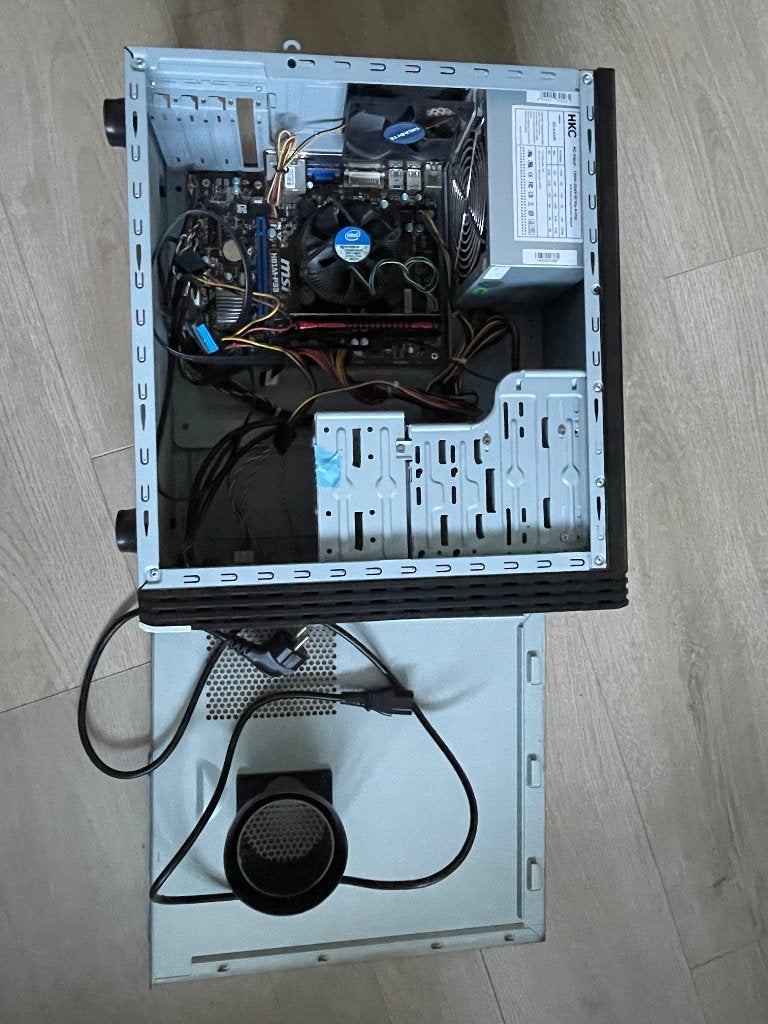 Desktop PC, Computers en Software, Ophalen, Niet werkend, 8 GB, Zelfbouw / Custom build