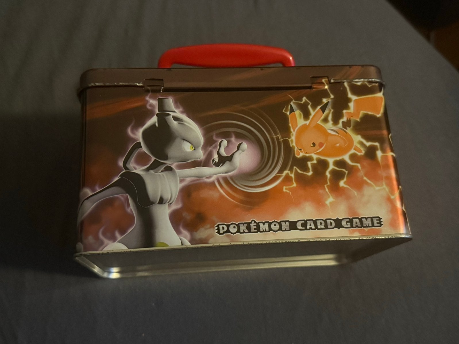Pokemon Pikachu & Mewtwo Gold Star Gift Box Tin leeg, Ophalen of Verzenden, Zo goed als nieuw, Overige typen