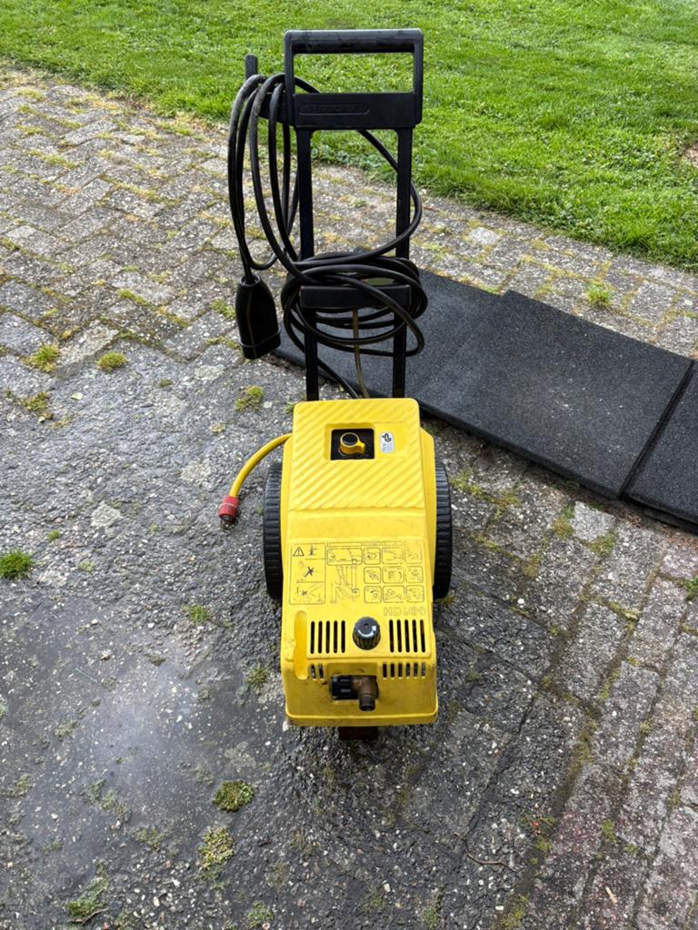Kärcher hogedrukreiniger op krachtstroom, Ophalen of Verzenden, Gebruikt, Elektrisch, Met regelbare waterdruk
