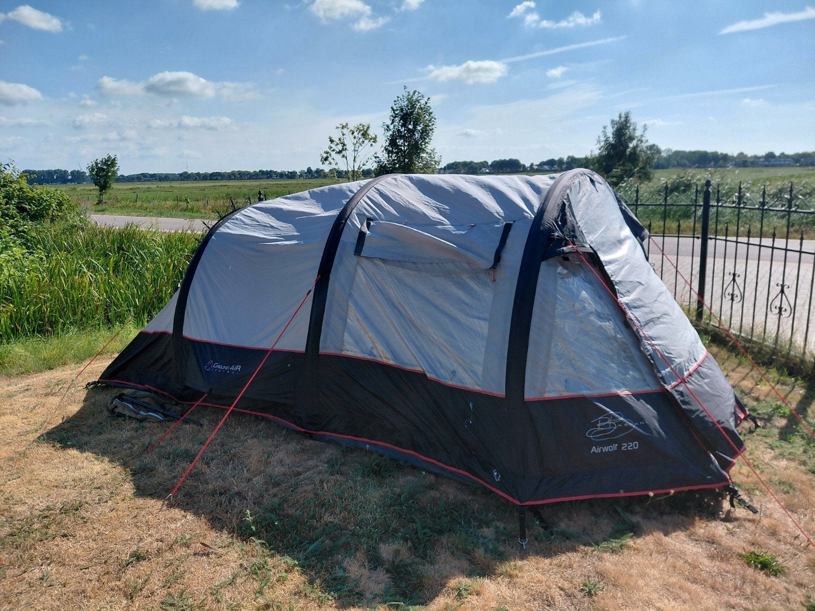 Zo goed als nieuwe 3 persoons Bardani Airwolf 220 tent, Ophalen of Verzenden
