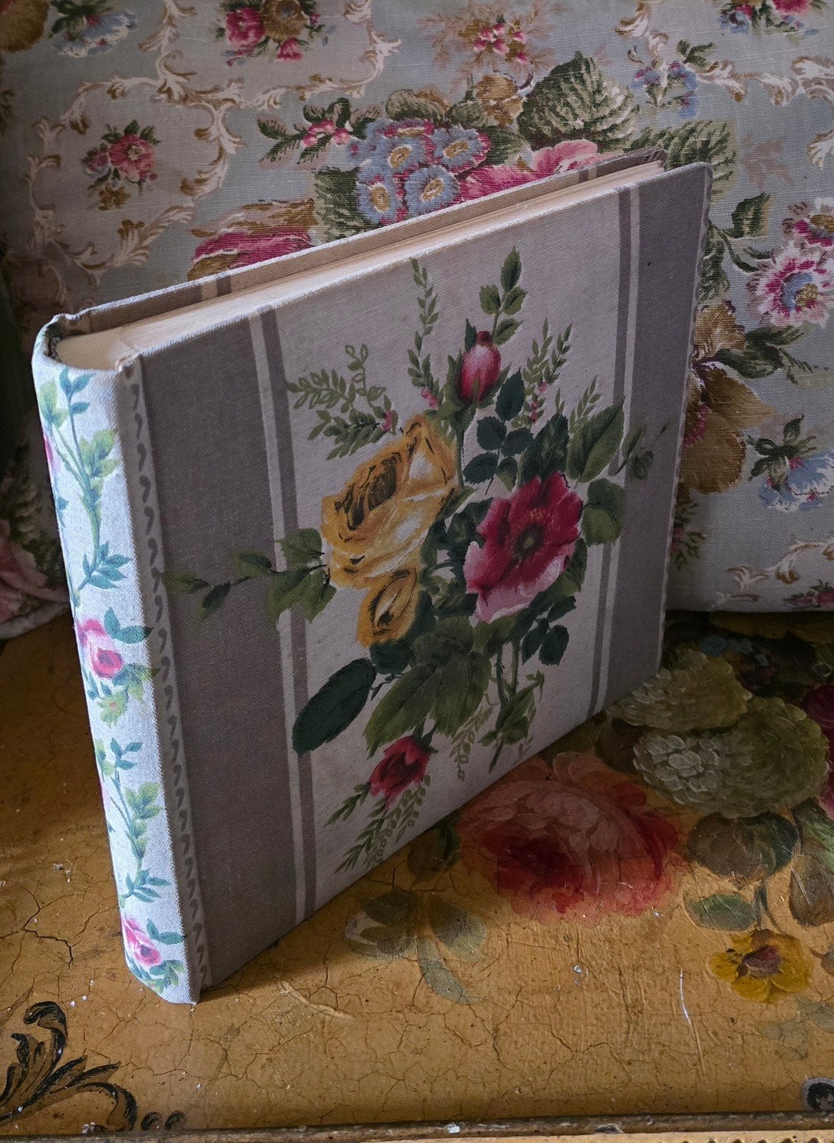 Oud gebloemd fotoalbum stoffen kaft Henzo, Ophalen of Verzenden