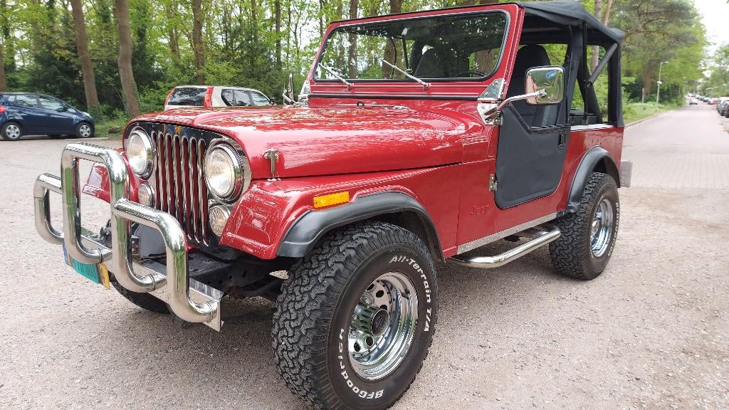 Jeep CJ-7 4.2L6 4WD 1983, Auto's, 125 pk, 1440 kg, Zwart, 4200 cc