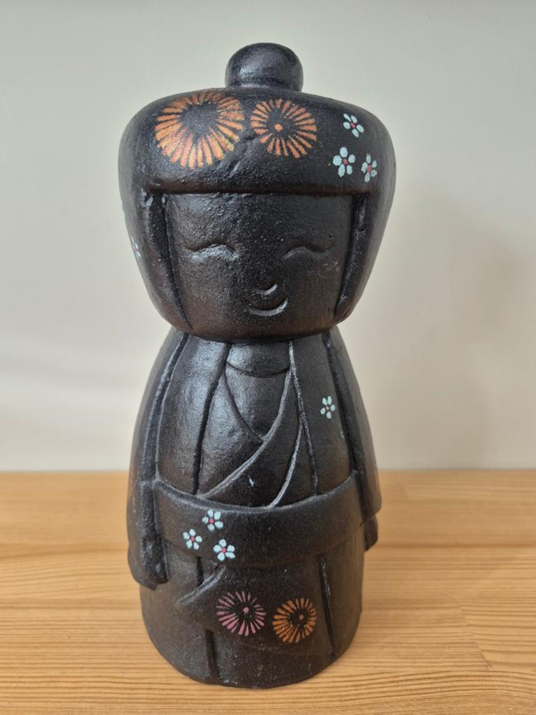 Decoratieve Japanse Kokeshi pop, Ophalen of Verzenden, Zo goed als nieuw