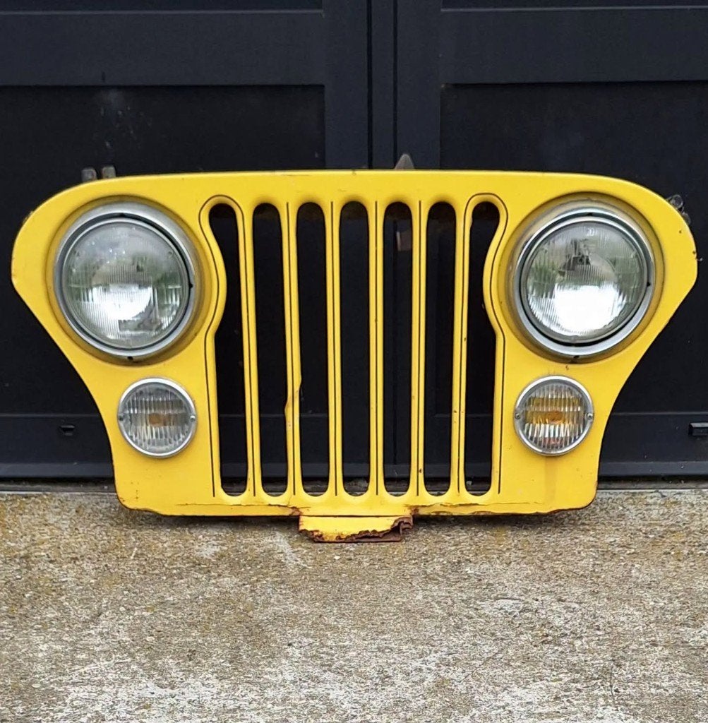 Originele grill Jeep model CJ5 of CJ7 en ook een achterklep., Ophalen, Gebruikt, Achterklep, .