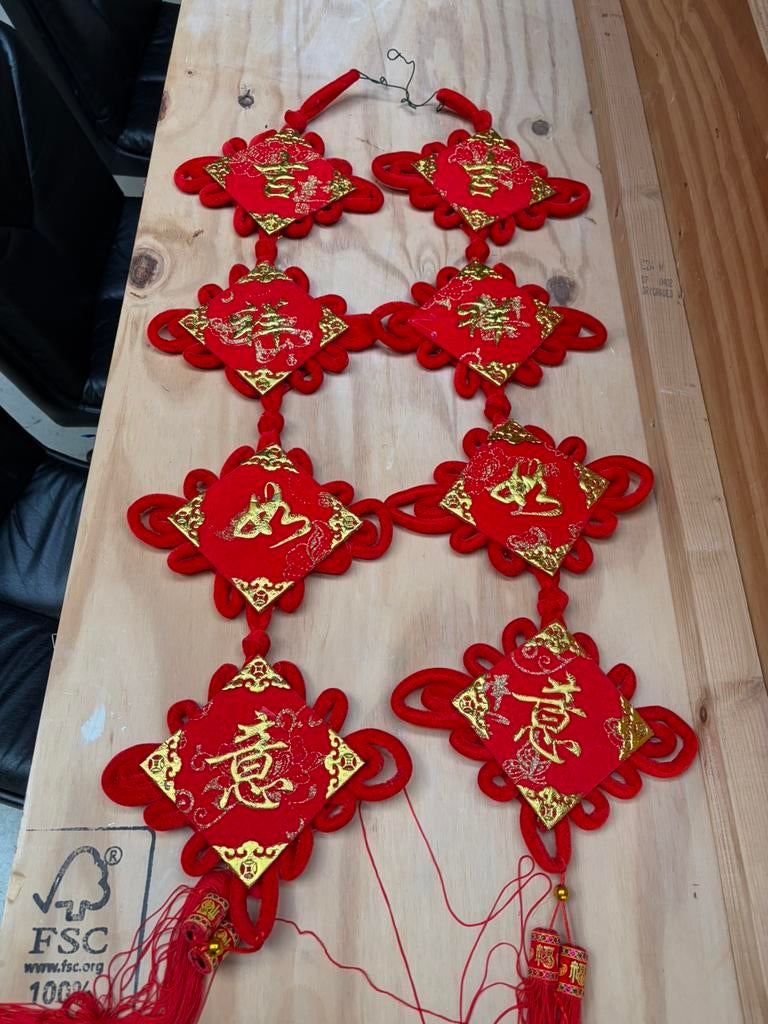 Chinese versiering, Ophalen, Zo goed als nieuw, Versiering