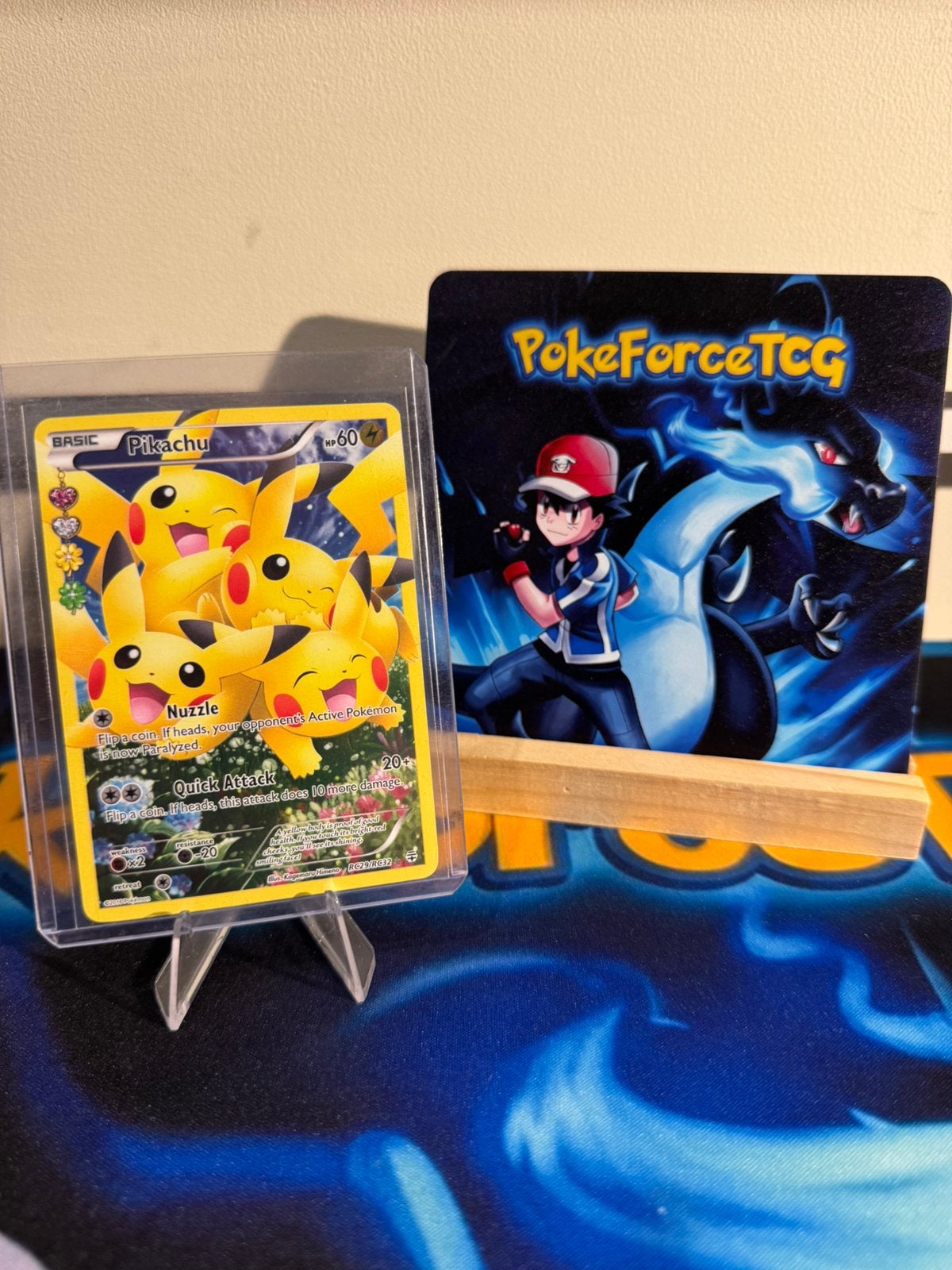 Pokémon | Pikachu | 2016! | RC29/RC32, Hobby en Vrije tijd, Ophalen of Verzenden, Zo goed als nieuw