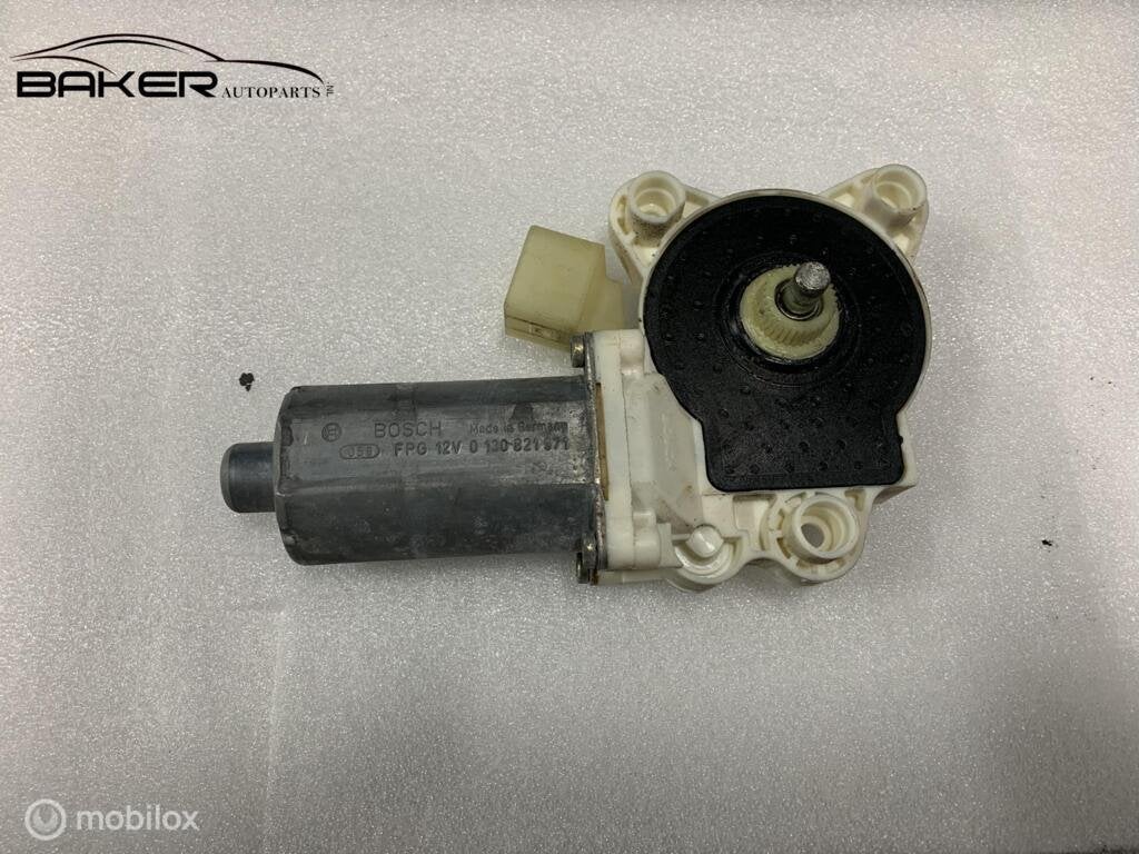 Raammotor rechtsvoor Mercedes E-klasse W211 ('02-'09), Auto-onderdelen, Gebruikt, Mercedes-Benz, Ophalen of Verzenden, Mercedes-Benz