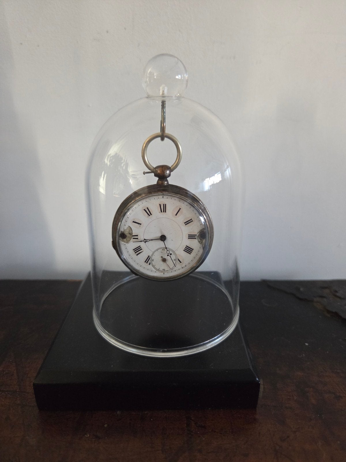 Antieke zakhorloge in glazen stolp, Ophalen of Verzenden