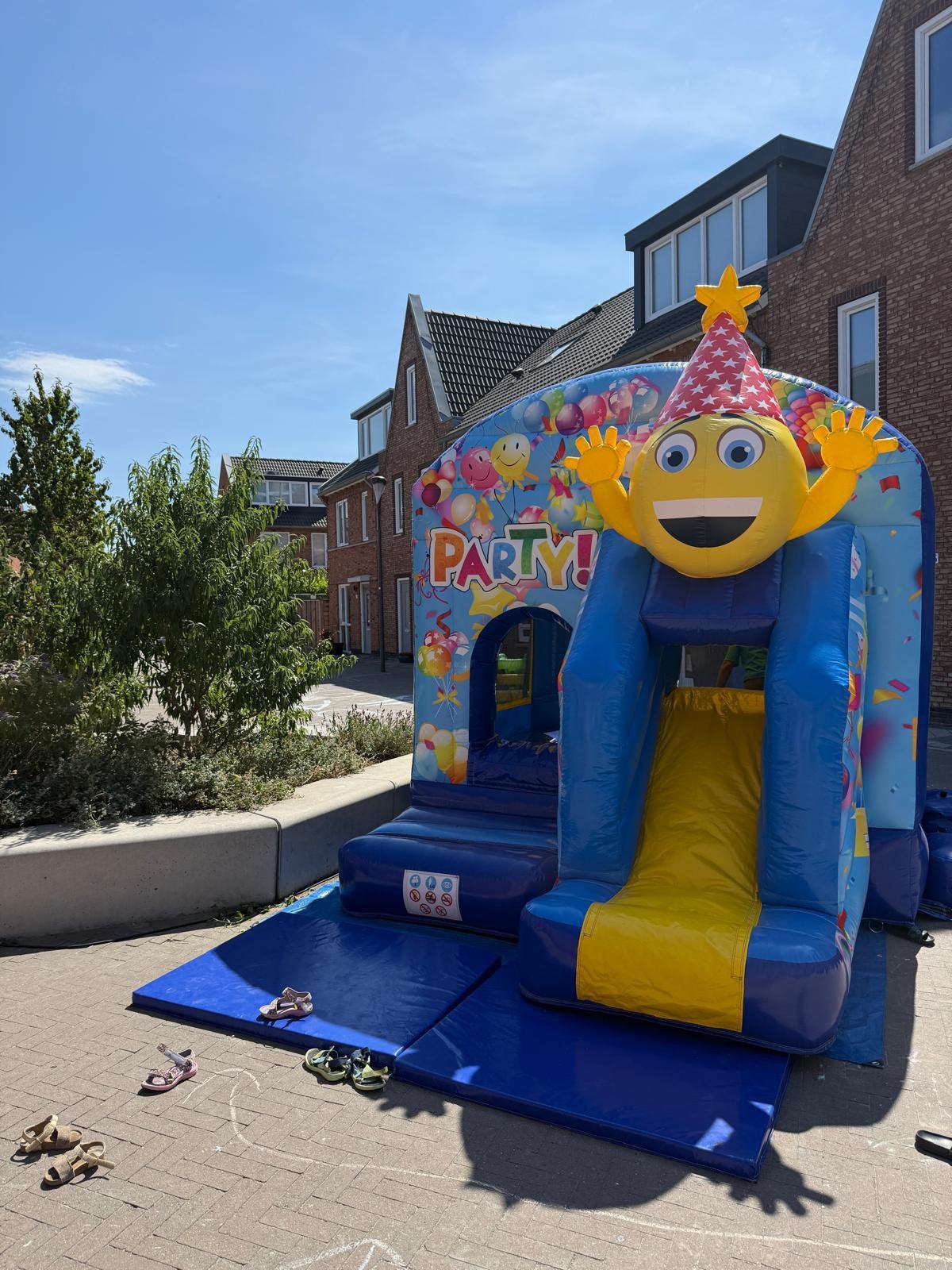 Te huur springkussen omgeving Pijnacker, Delfgauw, Delft, Ophalen, Zo goed als nieuw