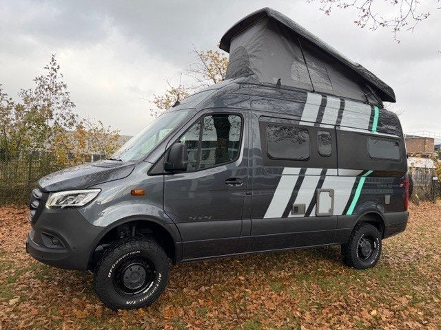 Hymer Grand Canyon S 4x4 met V6 motor, Caravans en Kamperen, Campers, Automaat, Chemisch toilet, Buscamper of Camperbus, Reservewiel