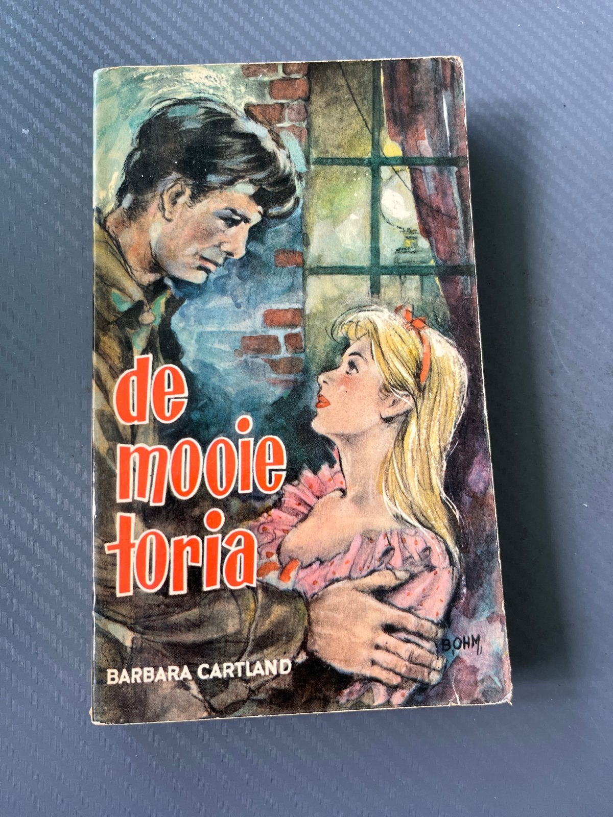 De Mooie Toria - Barbara Cartland (Roman), Boeken, Ophalen of Verzenden, Gelezen