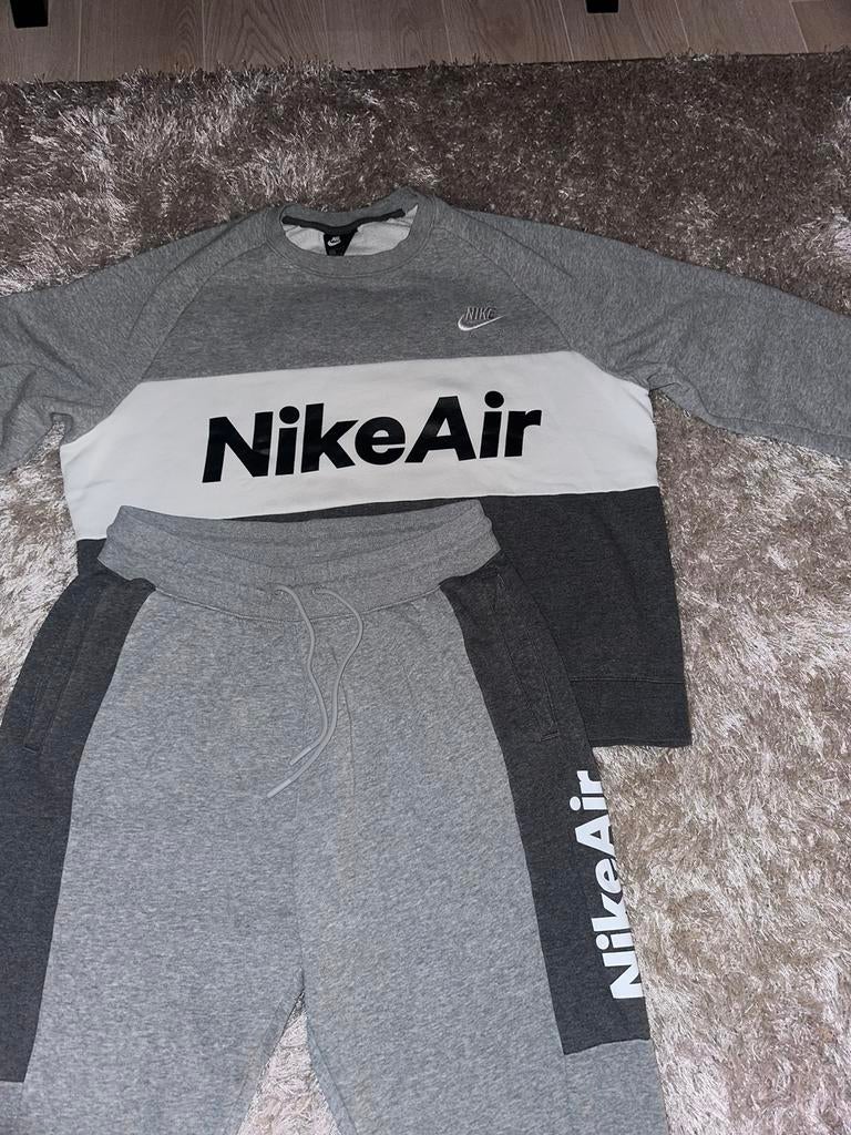 Nike air trainingspak, Kleding | Heren, Sportkleding, Ophalen of Verzenden, Zo goed als nieuw, Zwart, Algemeen