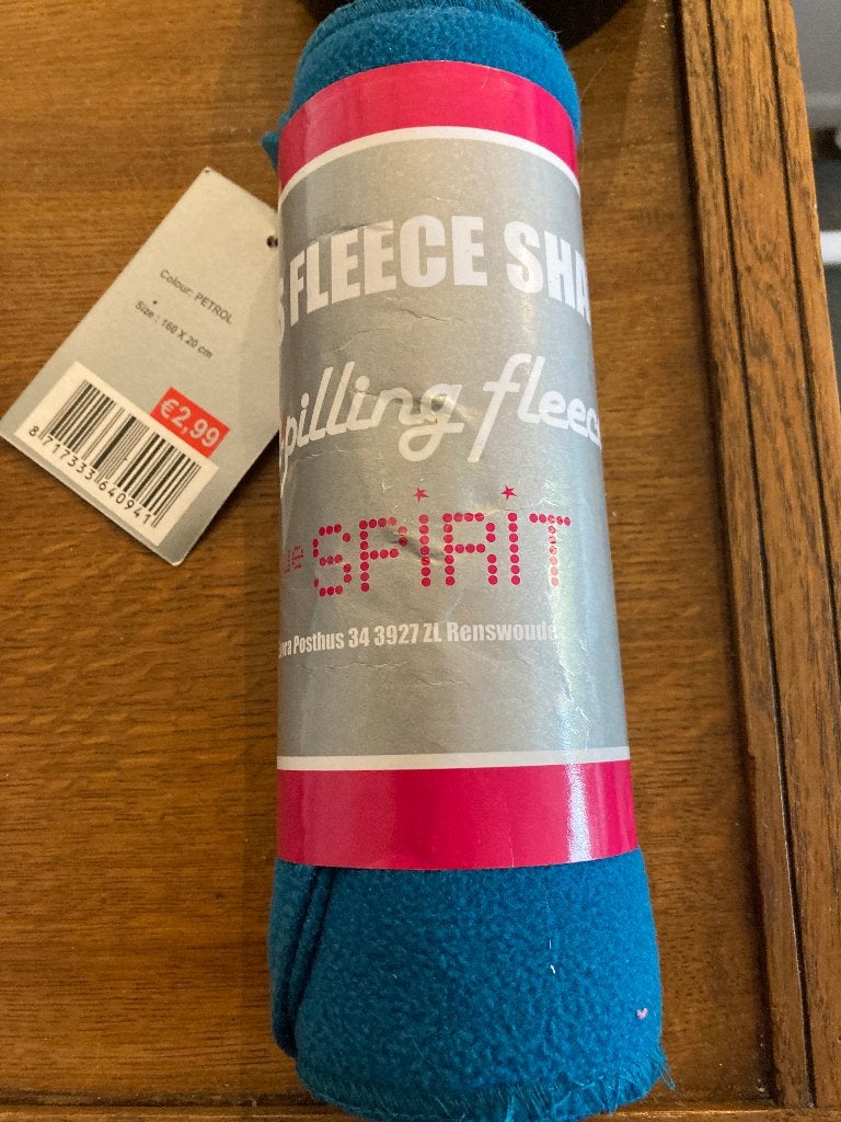 fleece sjaal NIEUW in verpakking, Maat 46/48 (XL) of groter, Nieuw, Ophalen of Verzenden, Sjaal