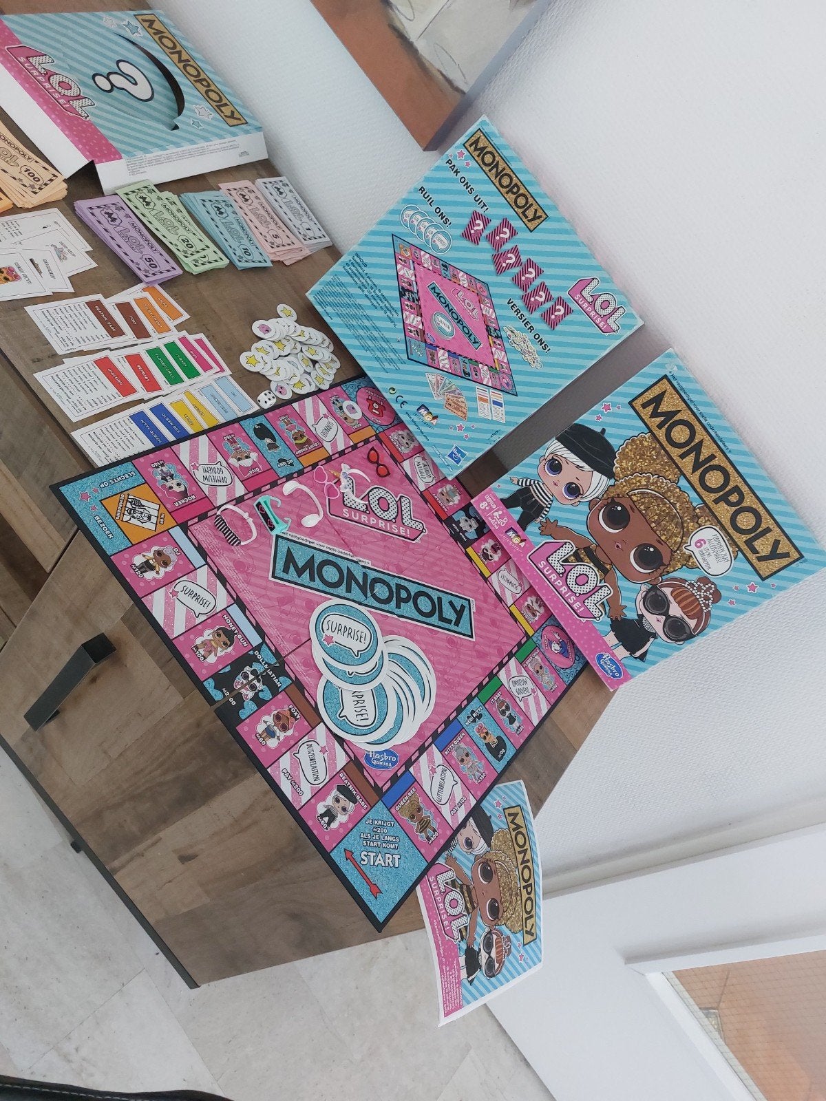 Monopoly L.O.L. Surprise! Bordspel, Een of twee spelers, Ophalen of Verzenden, Zo goed als nieuw, Hasbro