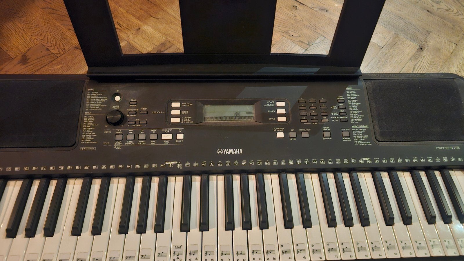 Yamaha PSR-E373 Keyboard - Zo goed als nieuw