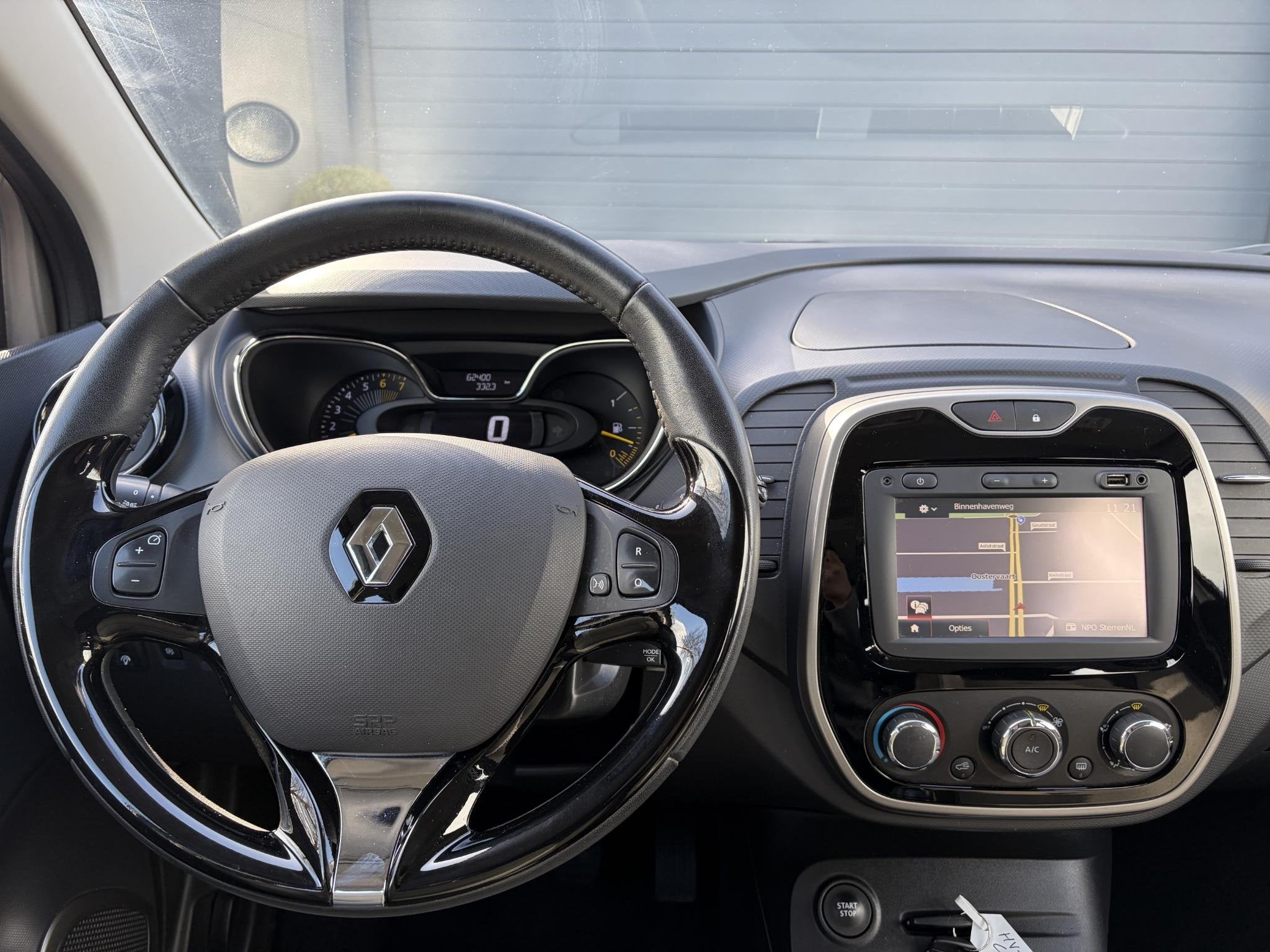 Renault Captur 0.9 TCe Expression 2e Eigenaar,Navi,Trekhaak,, Auto's, Renault, 898 cc, Stof, Gebruikt, Euro 6