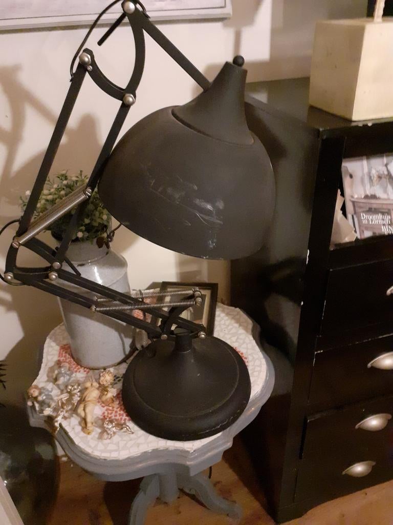 Industriële brocante grijze verstelbaar Tafellamp, Ophalen of Verzenden