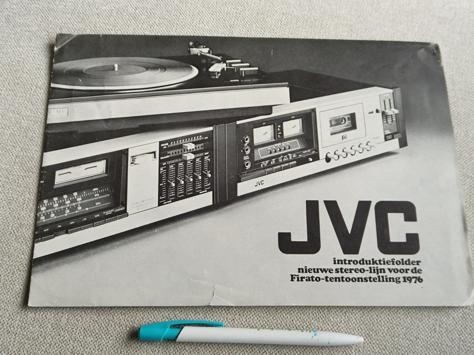 1976, JVC, FIRATO INTRODUCTIE STEREO-LIJN., Ophalen of Verzenden, Gelezen