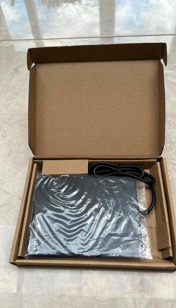 Nieuw in doos externe diskette stations, Ophalen of Verzenden, Zo goed als nieuw, Windows