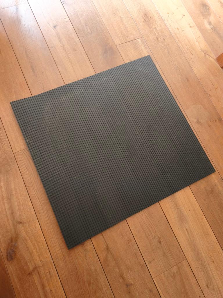 Zware bench mat 75x81, Dieren en Toebehoren, Ophalen, Zo goed als nieuw