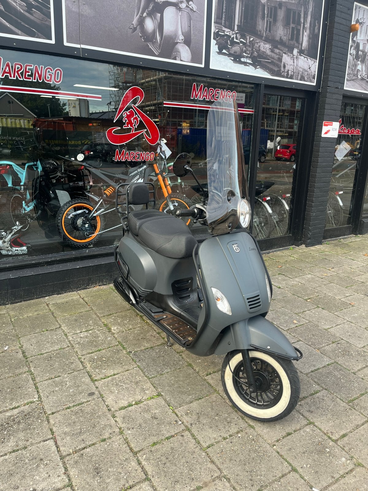 Btc Riva - Mat Grijs agm vx 50 Garantie inruil mogelijk, Ophalen of Verzenden, Zo goed als nieuw, Benzine, Maximaal 25 km/u