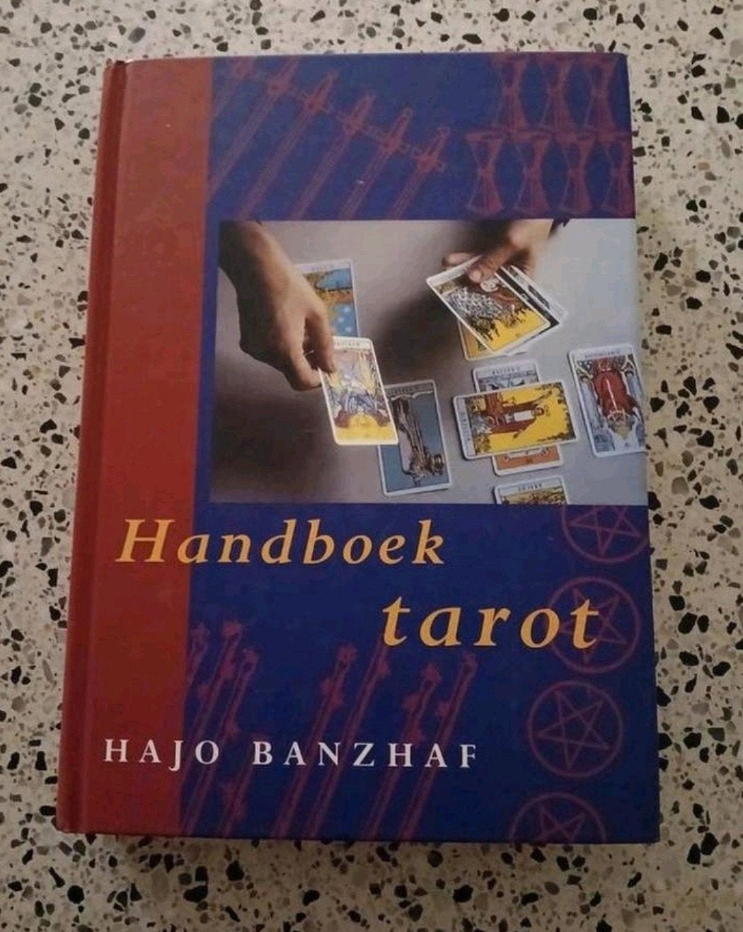 Handboek Tarot - Hajo Banzhaf zgan vaste prijs, Boeken, Ophalen of Verzenden, Zo goed als nieuw
