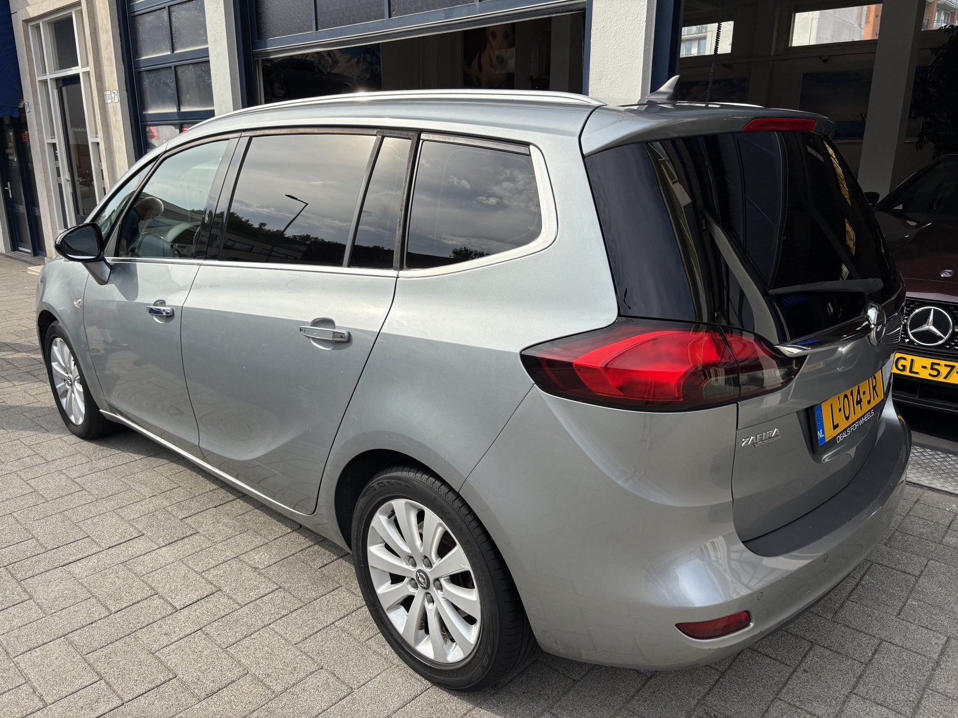 Opel Zafira Tourer 1.4 Cosmo 7-PERSOONS 7 PERSOONS/CLIMA/NAV, Euro 5, 15 km/l, Gebruikt, 4 cilinders