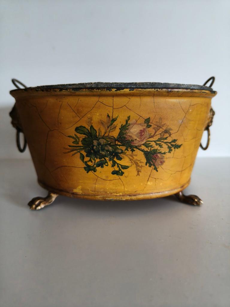 Prachtige Vintage Toleware Cachepot Empire Stijl Leeuwenpoot, Ophalen of Verzenden