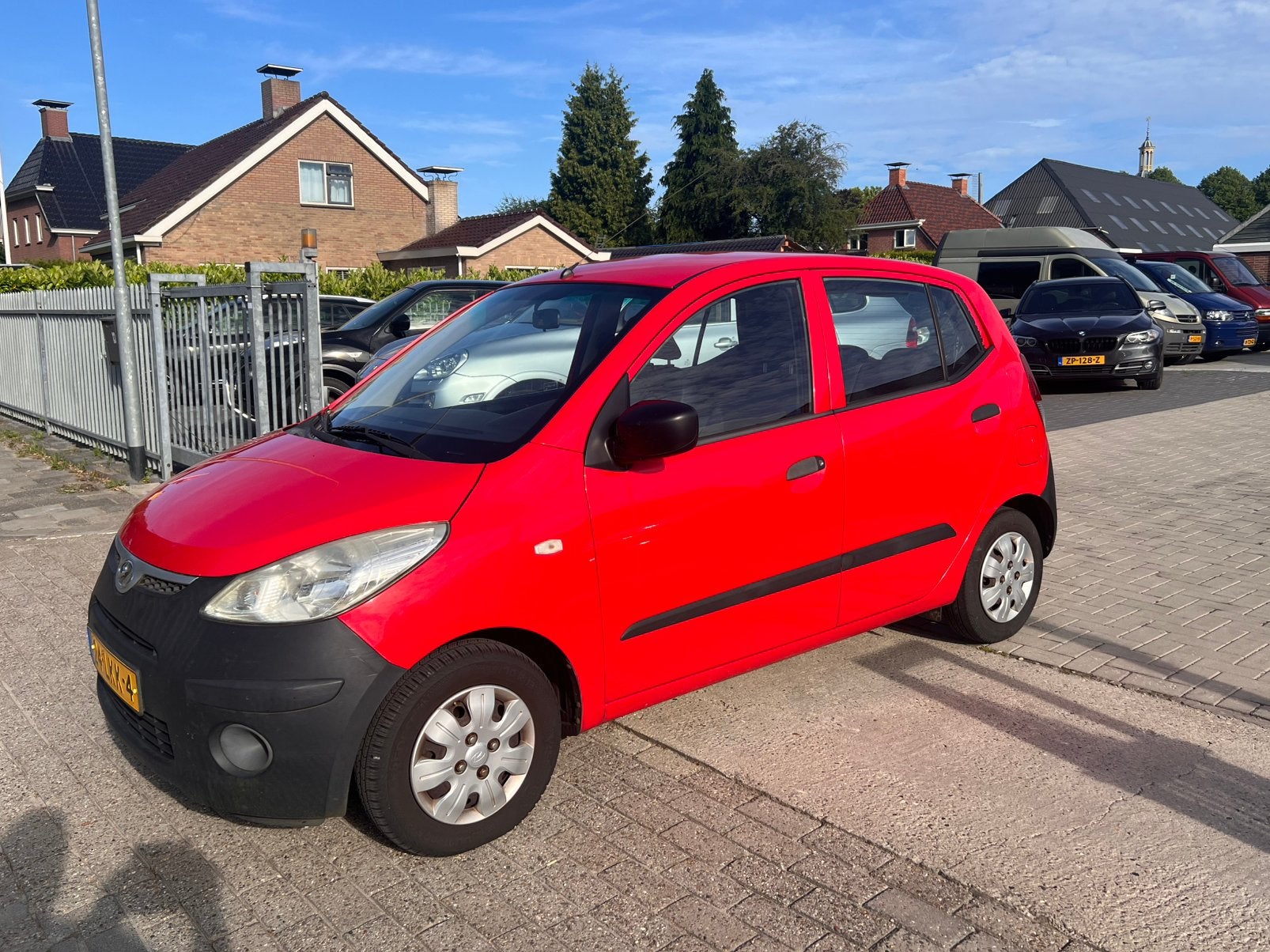 Hyundai i10 1.1 I 5DR 2010 Rood, Auto's, 31 €/maand, 4 cilinders, 400 kg, Origineel Nederlands