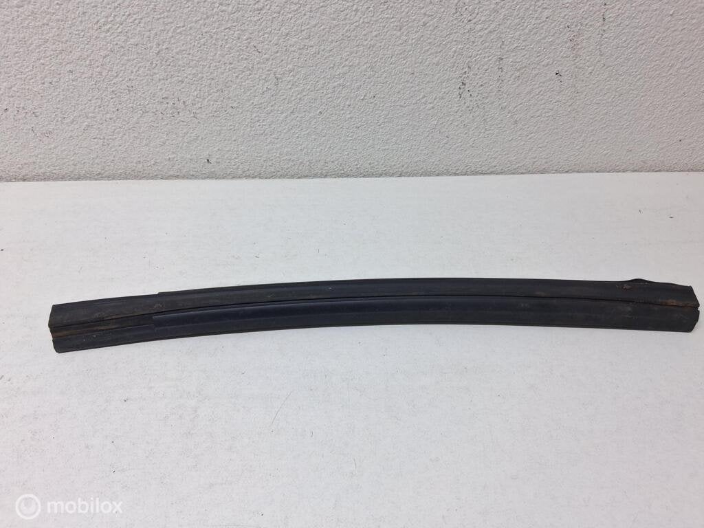 Ruitgeleider Lv Vw Corrado 2.0 16v 535837449, Gebruikt, Volkswagen, Ophalen of Verzenden