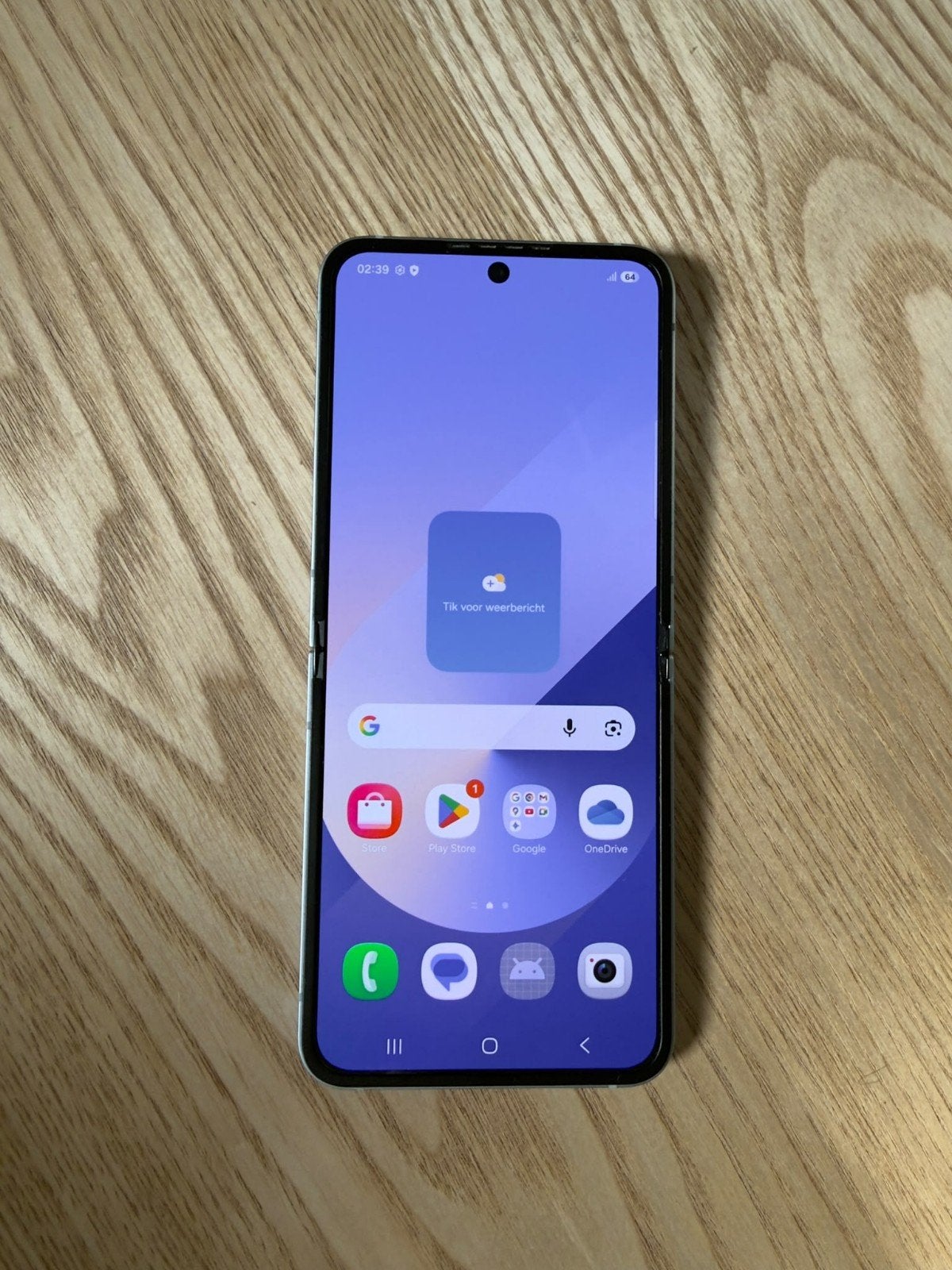 Samsung Galaxy Z Flip 6 met jaar garantie en hoesjes