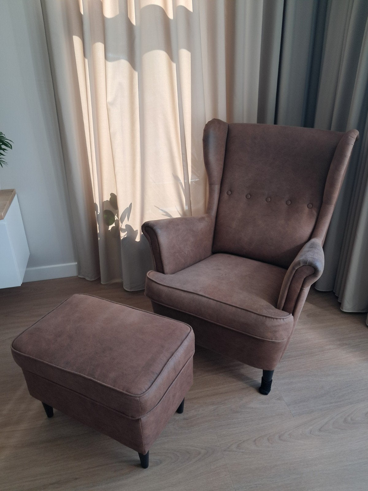 IKEA oorfauteuil STRANDMON cognac, Ophalen, Zo goed als nieuw, 75 tot 100 cm, 50 tot 75 cm