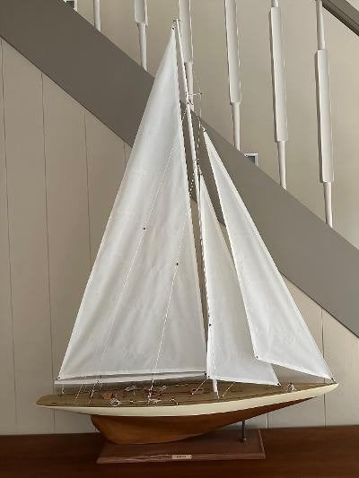 Zeilboot Rainbow 1934 - Prachtige maquette 92cmX130cm, Verzamelen, Ophalen, Gebruikt, Zeilboot, Schaalmodel