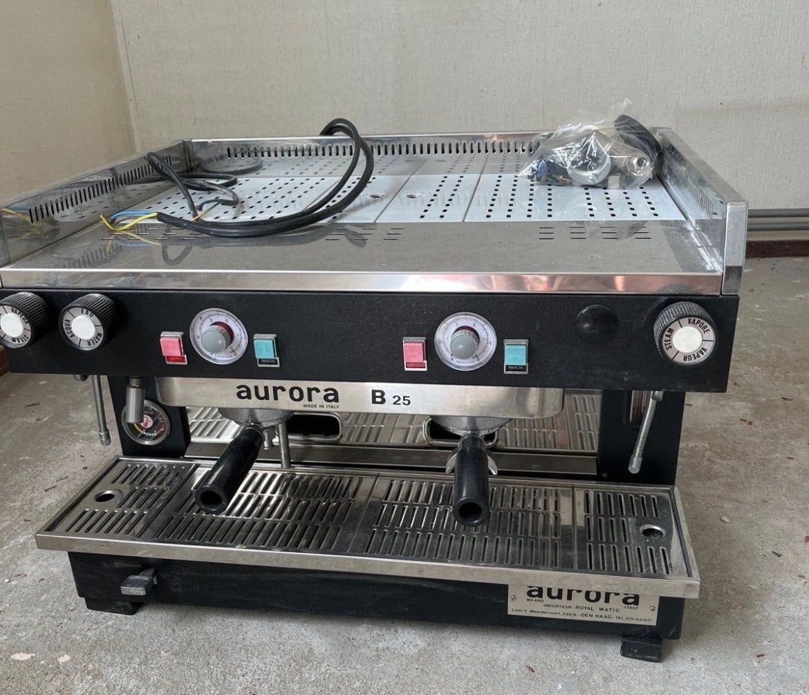 Professionele Espressomachine, Gebruikt, Espresso apparaat, 10 kopjes of meer, Gemalen koffie