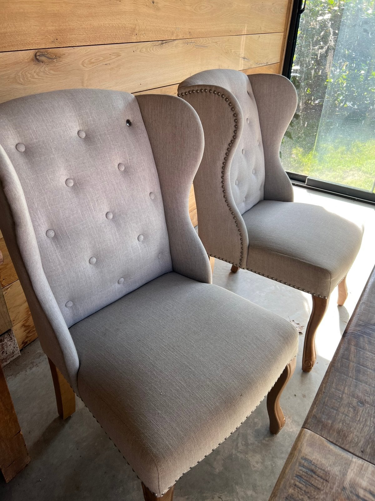 Mooie beige wingchairs van Riviera Maison 4 stuks, Huis en Inrichting, Ophalen