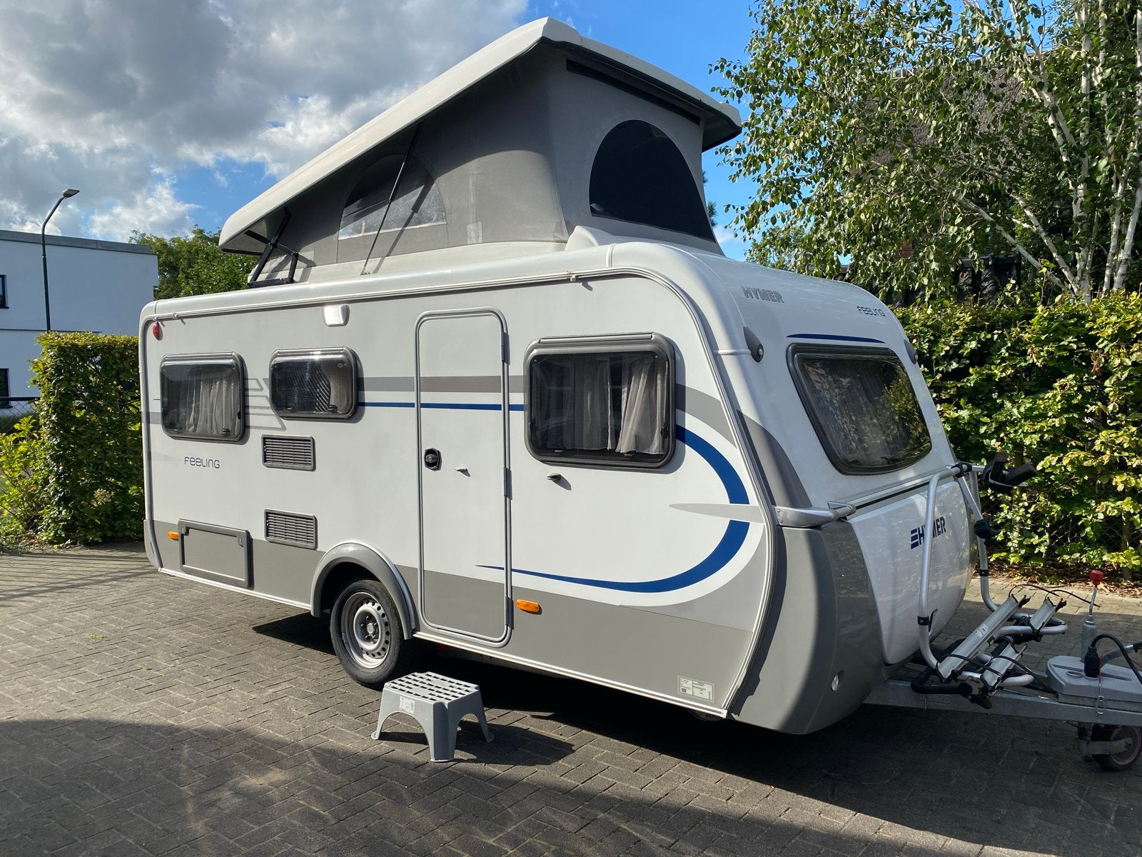 Hymer Eriba Feeling 425 met slaapdak, Standaardzit, Particulier, Luifel, Eriba