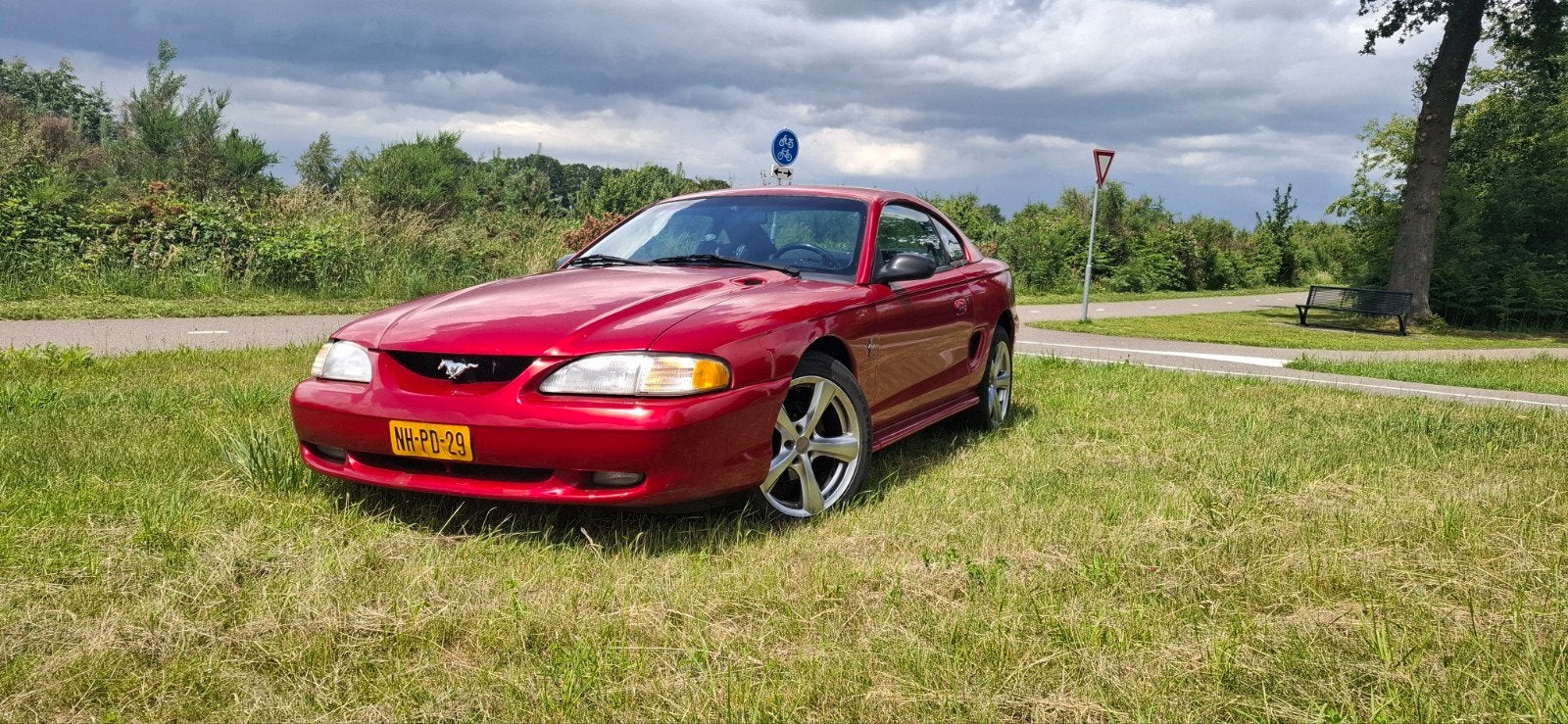 Ford Mustang 3.8 AUT 1996 Rood, 454 kg, 1440 kg, Zwart, Origineel Nederlands