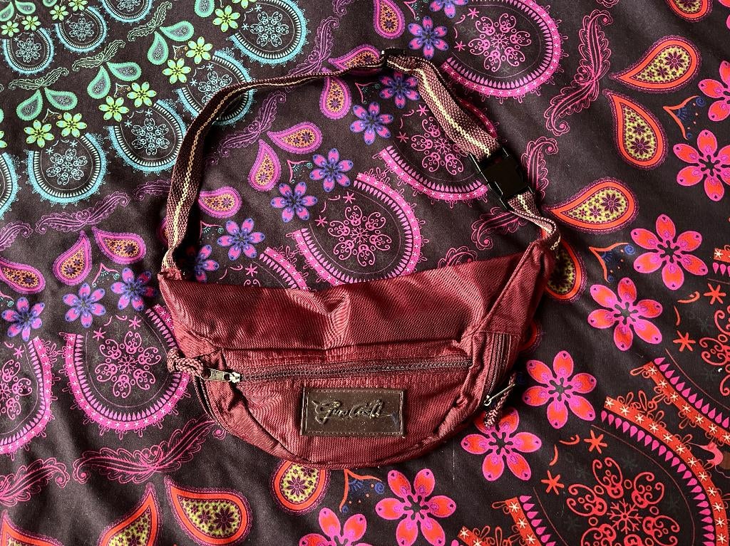 Donkerrood heuptasje nu voor 3,50€, Ophalen of Verzenden, Gebruikt, Rood, Overige typen