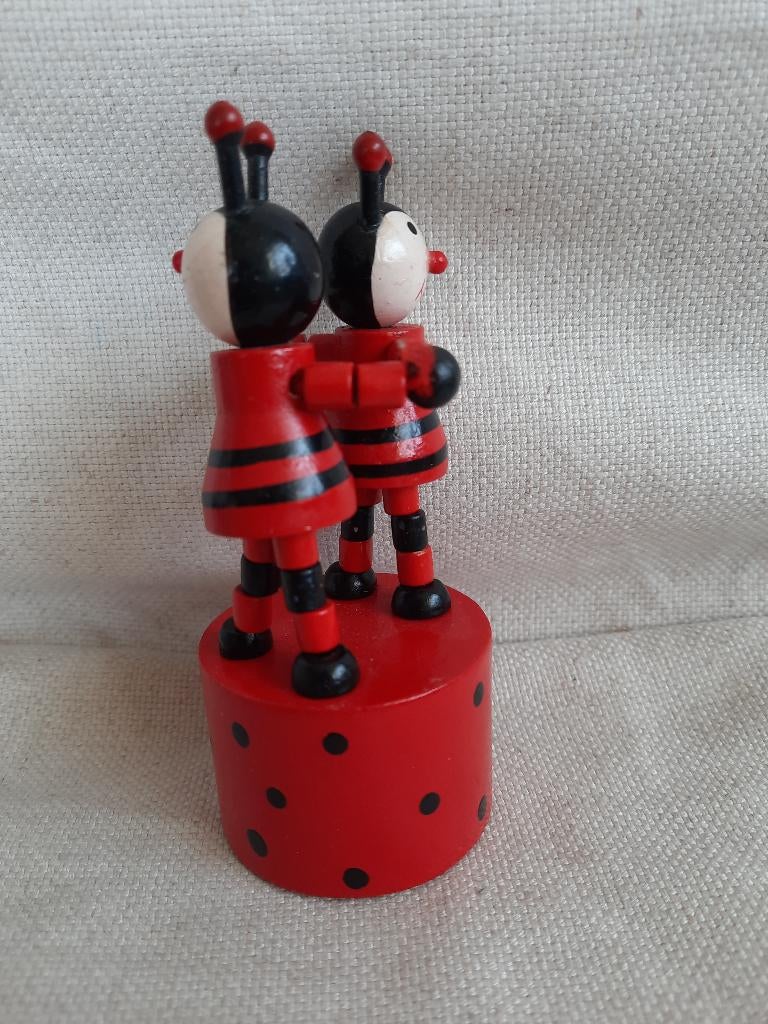 Houtdansende lieveheersbeestjes, duimduwpop, Ophalen of Verzenden