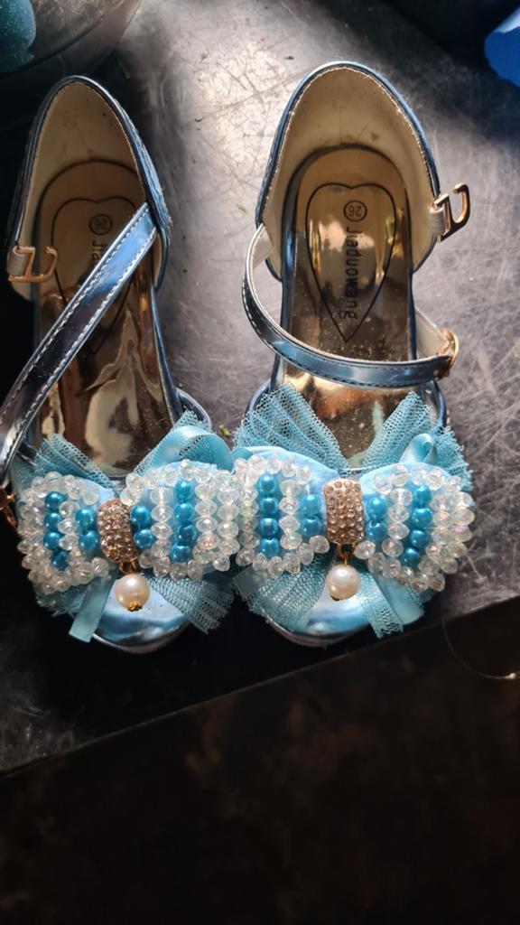 Prinsessen schoentjes(elza), Kinderen en Baby's, Kinderkleding | Schoenen en Sokken, Ophalen of Verzenden, Meisje, Schoenen